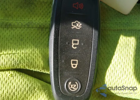 2013 Ford Escape Titanium z USA, uszkodzony, nr VIN 1FMCU0J96DUB38120